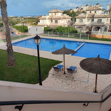 דירות אוריהואלה Apartamento En La Zenia מראה חיצוני תמונה